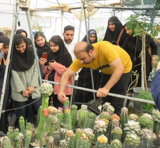 بازدید علمی دانشجویان از پژوهشکده میگو