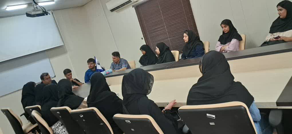 بازید علمی دانشجویان روانشناسی دانشگاه خرد از مرکز مشاوره آموزش و پرورش استان بوشهر