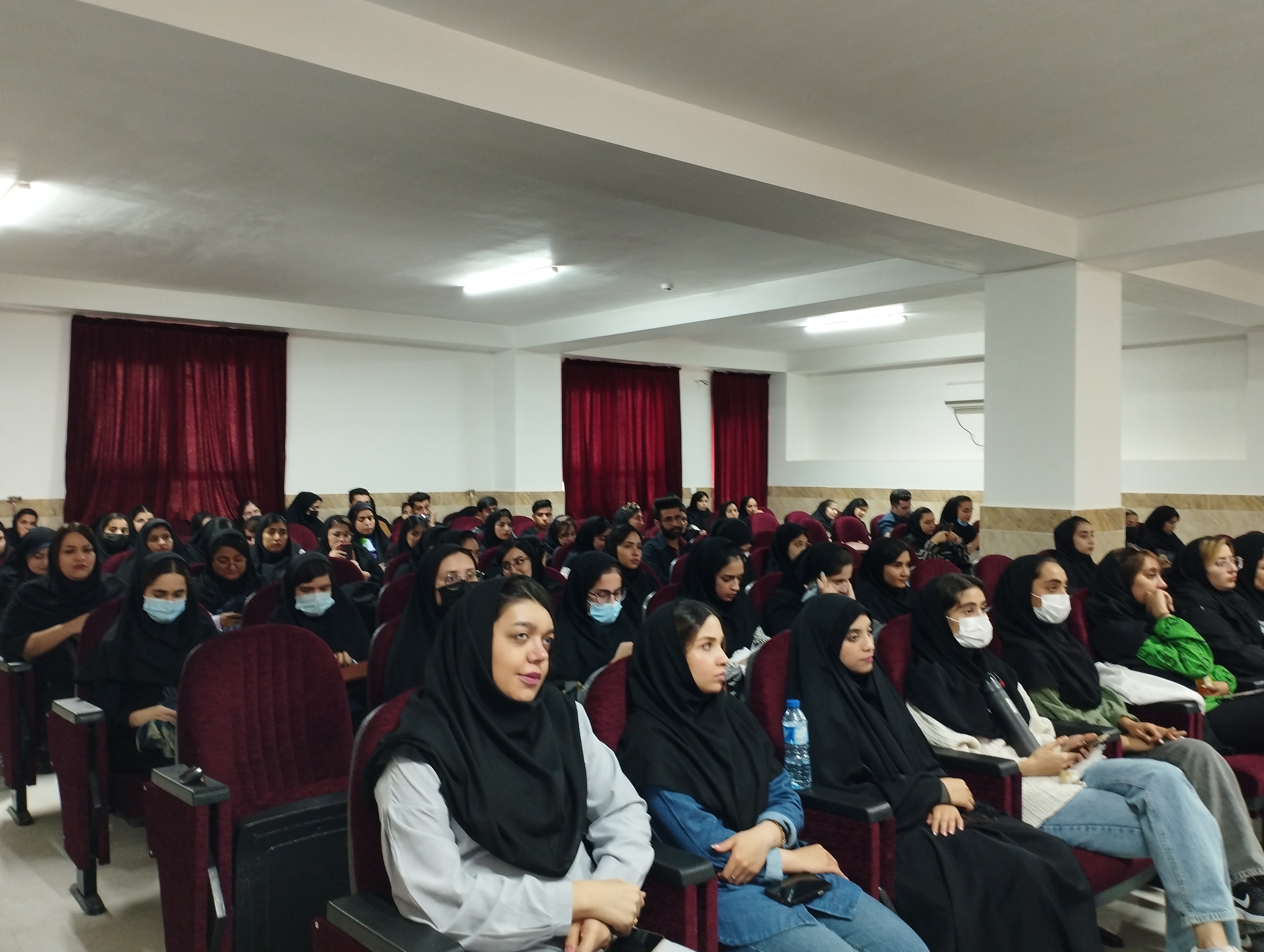 مراسم بزرگداشت روز استاد در موسسه آموزش عالی خرد برگزار شد